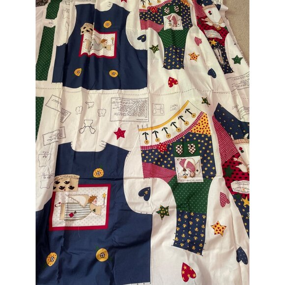 Vintage Christmas & Holiday Fabric Panels For Crafts & Sewing Projects - Picture 6 of 9